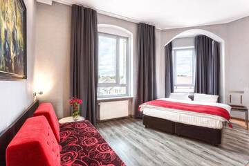 Фото номера Трехместный номер Отель Grand Boutique Hotel - dawny Hotel Kaliski Ratuszowy г. Жепин 9
