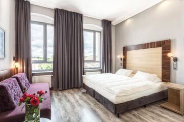 Фото номера Трехместный номер Отель Grand Boutique Hotel - dawny Hotel Kaliski Ratuszowy г. Жепин 12